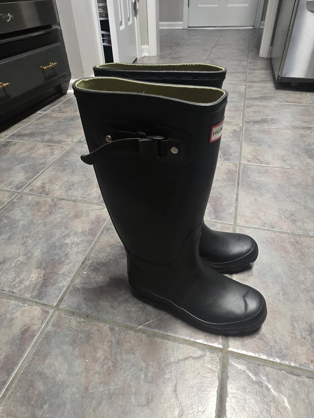 Hunter Black Tall Rain Boots with Olive Lining - Women's Size 6